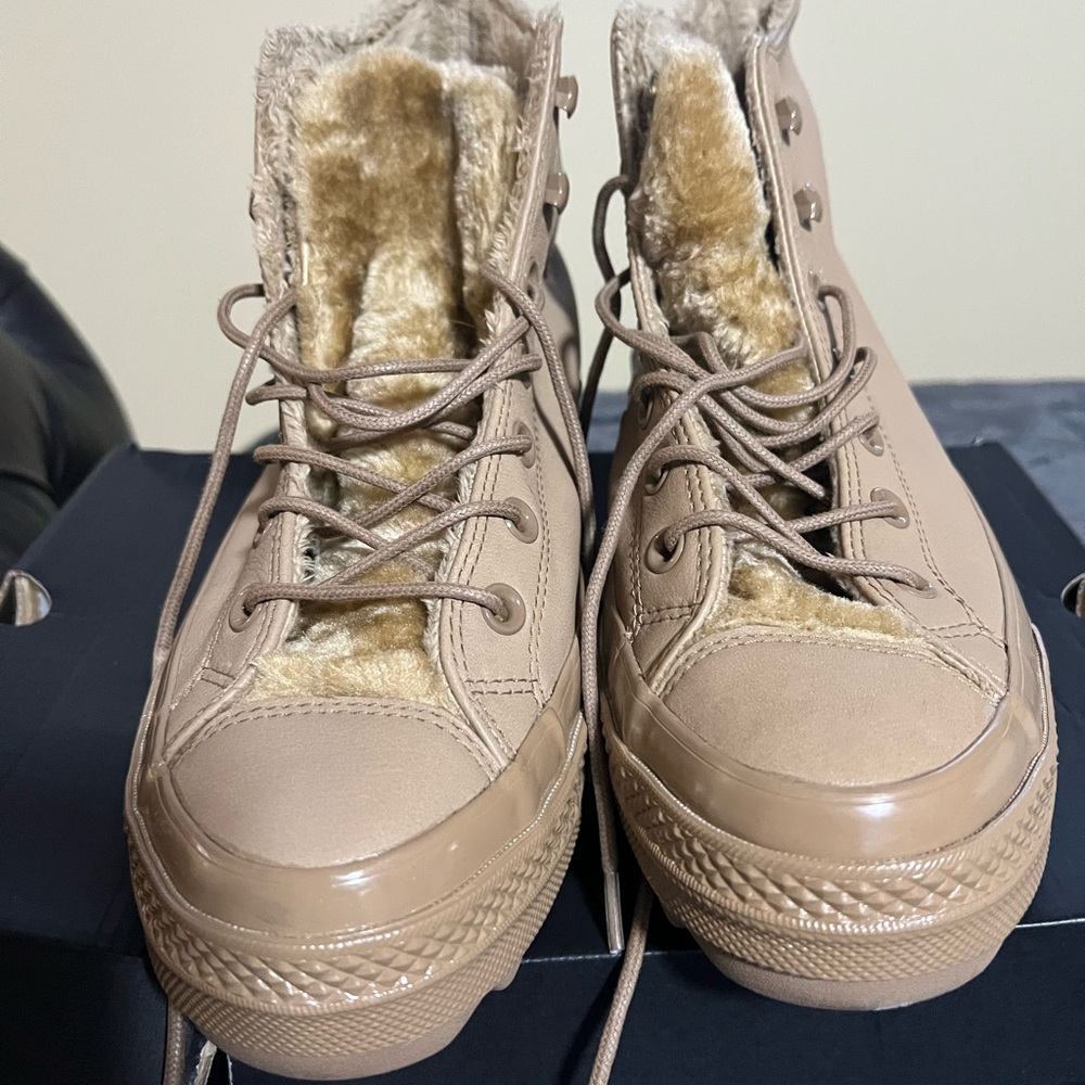 Tan Converse CT Fur Boot/Shoe Teak Size 11